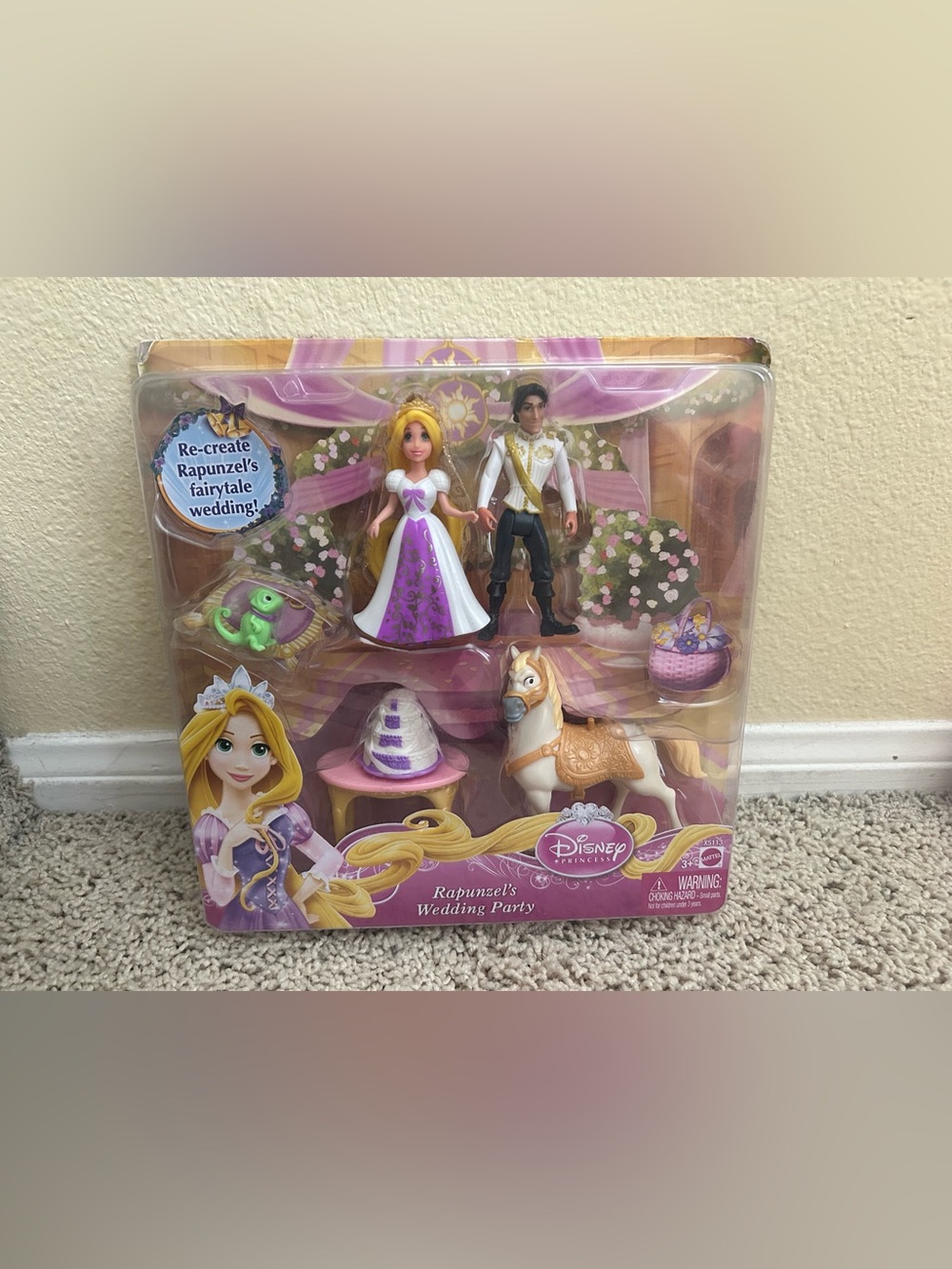 NEW Disney Rapunzel’s Wedding Party Mini 4” Doll Set Flynn Maximus Pascal Mattel